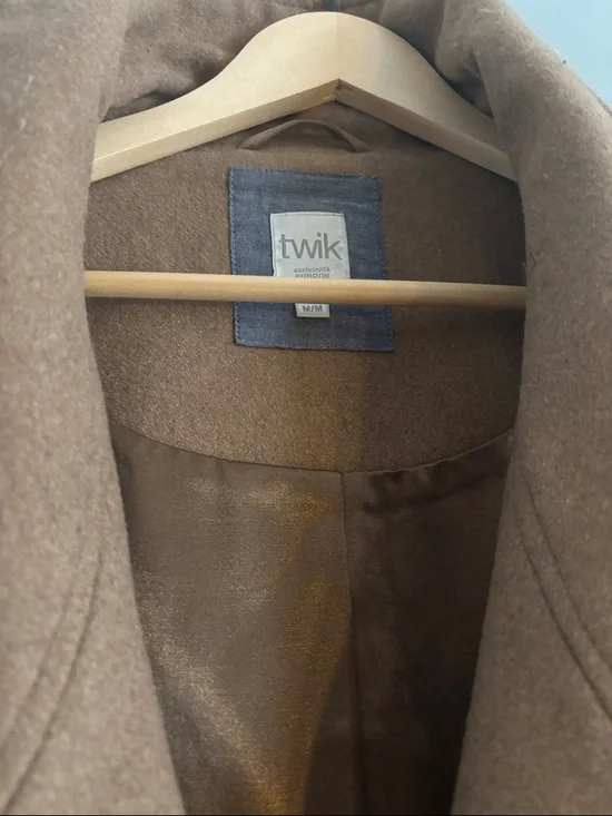 Women's Camel Wool-Blend Button Front Coat - Picture 3 of 4